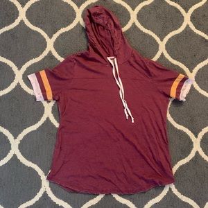 Hooded short sleeve. 1x